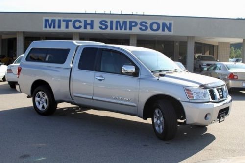 2005 nissan titan se ext cab   perfect southern carfax  super clean silver truck