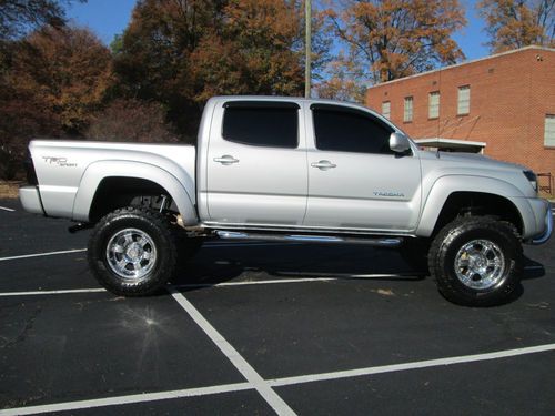 2008 toyota tacoma lifted on 35s, procomp, low miles, clean!