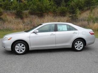 2009 toyota camry le - free shipping or airfare