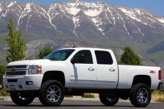 Duramax diesel 4x4 ltz z71 heated a/c leather sunroof new lift tires 20in wheels