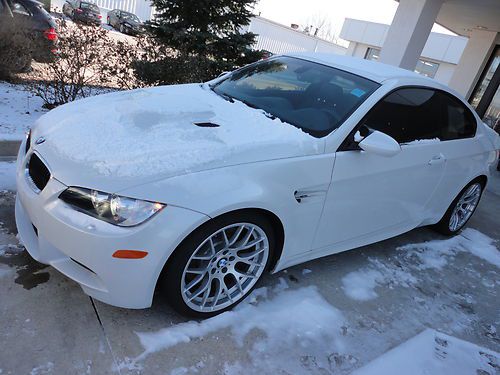 Mineralwhite/red**bmw of peoria**prempk-comppk-coldpk-dct**we sold new-m6trade**