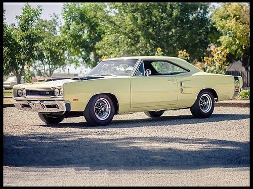 1969 dodge super bee 4 speed 100% authentic/ numbers matching, rare! clean mopar