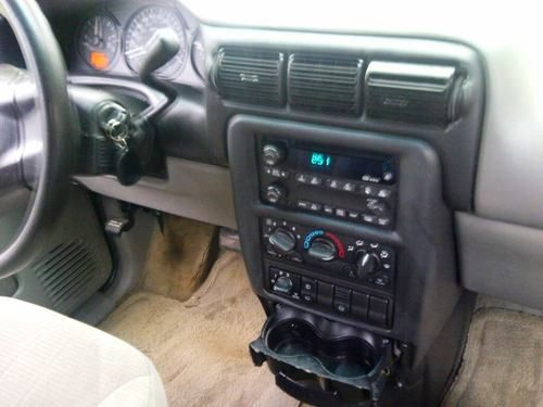 2002 chevy venture minivan - smooth driving, great interior