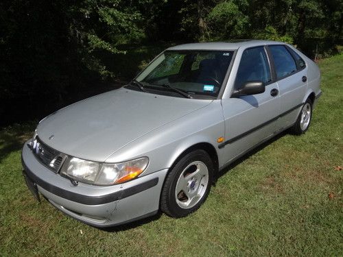 1999 saab 9-3! clean car! auction starts at $1.00 with no reserve!!