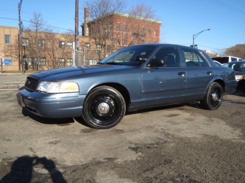 Blue p71 police interceptor 89k miles pw pl well maintained nice