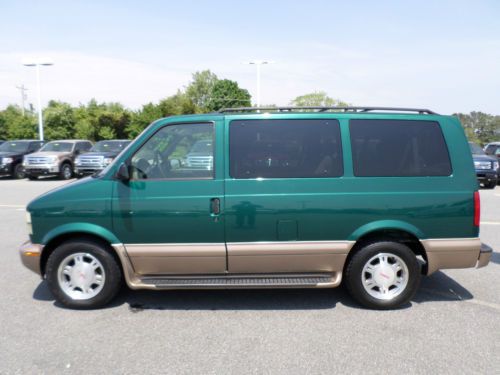 03 gmc safari awd 4.3 vortec! one owner vehicle! clean daily driver. make offers