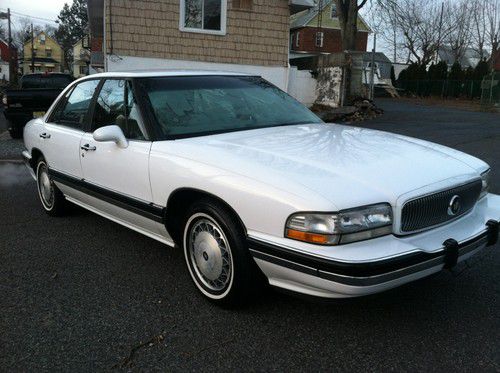 1994 buick lesabre limited edition - only 40,000 miles - very nice car - rare !!