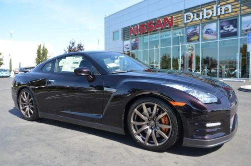 2014 nissan gt-r midnight opal special edition! 1 of only 50 in america!