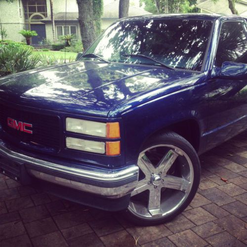1996 gmc suburban lowered on 24&#034; rims very nice 5.7l v8 very clean &amp; super nice