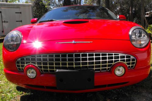Mint 2002 thunderbird 2 tone black and red interior this is a 10