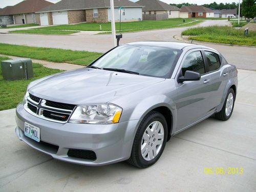 283 horsepower v6, non smoker, mint condition! only 979 miles! free shipping!
