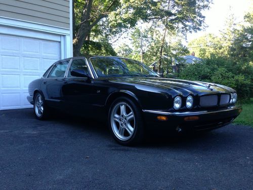 1999 jaguar xjr with 75,000 miles and 0 accidents