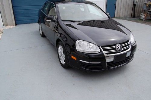 Wty one owner 2007 vw jetta wolfsburg edition 5 speed manual 30 mpg 2.5l sunroof