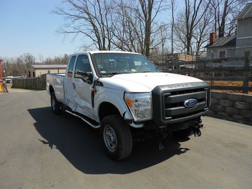 2012 f250sd xl 4dr extended cab, wrecked rs, has clean title