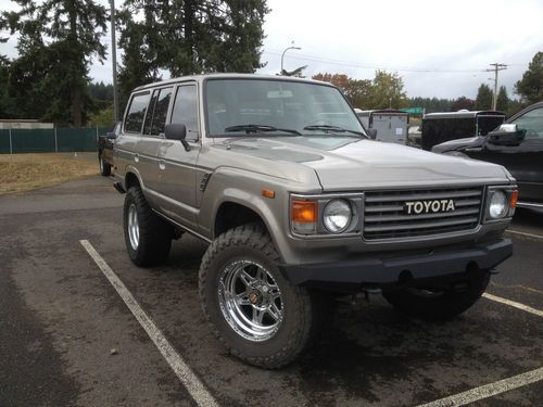 1986 toyota land cruiser fj60 - restored, one-of-a-kind, lifted 4x4, low reserve
