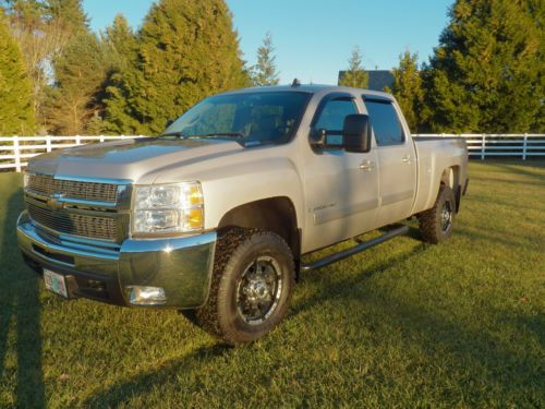 2007 chevrolet ltz diesel 4x4 fully loaded leather moonroof one owner truck