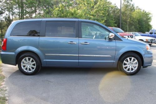 Blue 2012 chrysler town and country touring excellent condition 25,500 miles dvd