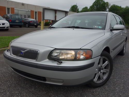 Volvo v70 t5 wagon 3rd row leather heated auto sunroof autocheck  no reserve