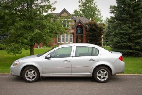 Chevrolet cobalt lt 2010 ~  (fuel efficient, good condition and reliable!)