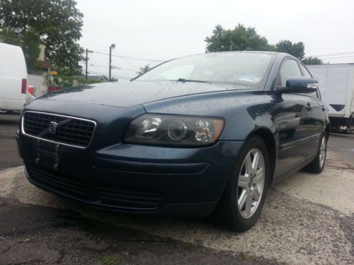 Local trade 2007  volvo s40...not perfect! please read the ad