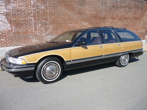 1996 buick roadmaster  wagon one owner last one made 89k miles clean no reserve