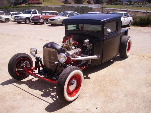 1932 ford pickup 350 v8 350 trans 3 carbs s-10 rear drives great fresh build