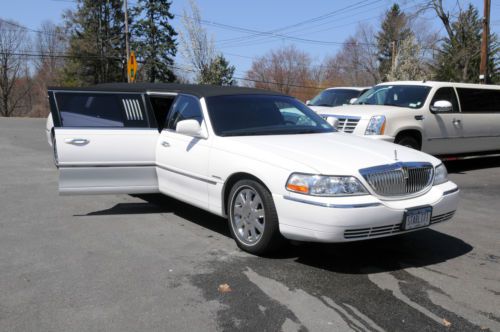 2006 lincoln town car limousine stretch