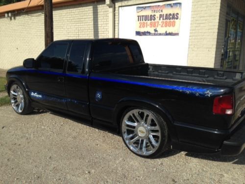 Sale 2000 chev  s10 extreme