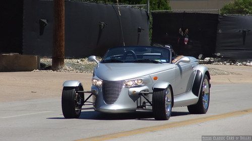 2001 plymouth prowler / low mileage show quality / video / subtle upgrades