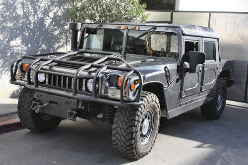 Great condition 1998 h1 hummer + new paint job