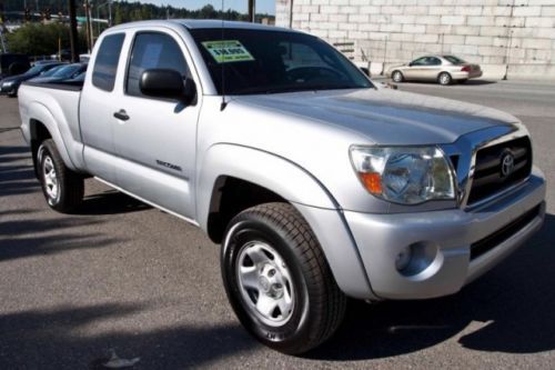 2005 toyota tacoma 6 speed 4wd 66k miles only new tires