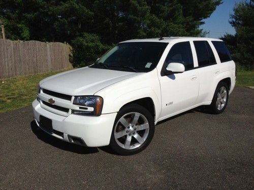 2008 chevrolet trailblazer ss suv 6.0l rwd 1 owner and low miles