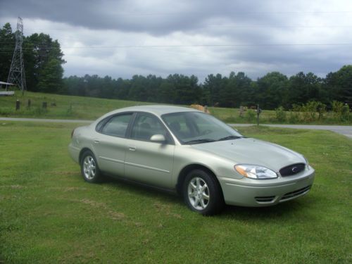 2006 ford taurus ***great shape***must see
