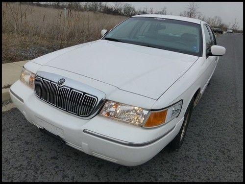 1999 grand marquis ls lo mileage very clean runs &amp; drives well no reserve