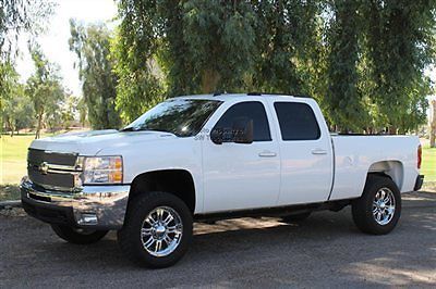 6.6l duramax diesel 4x4 banks air amp research running boards leather navigation