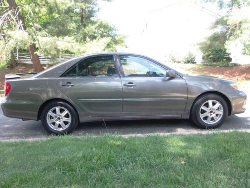 Rare 2004 toyota camry xle 2.4l gas-saver engine in immaculate condition