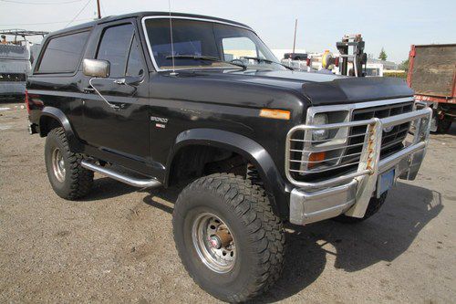 1986 ford bronco xlt lifted 4wd 6 cylinder manual transmision no reserve