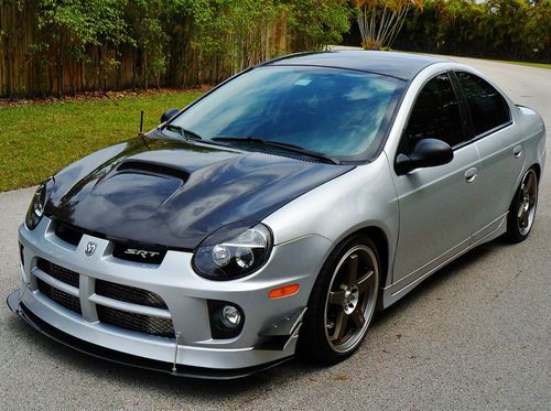 2003 dodge neon srt-4    completly custom and very fast