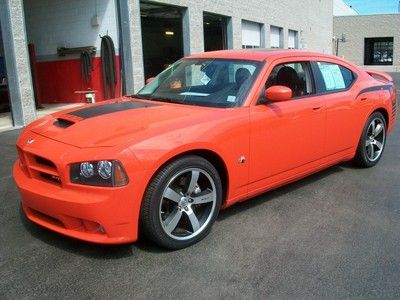 2009 dodge charger srt8 super bee like new clean car fax one owner wow!