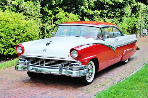 Wow what a classic 1956 ford fairlane 2 dr v-8 power sterring must be seen mint