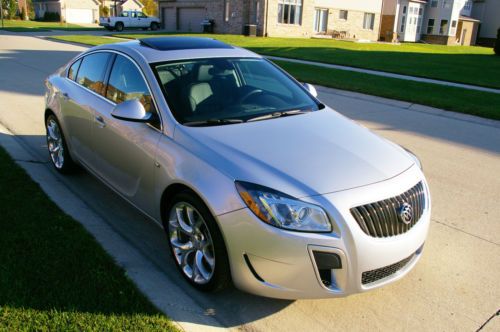 2011 regal cxl premium, with gs package edition, 20in wheels, sunroof, leather.