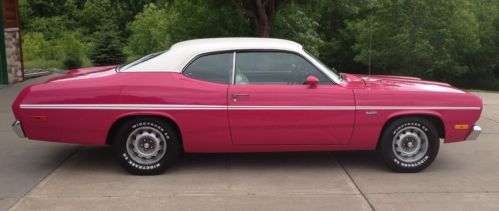 1972 plymouth duster moulin rouge panther pink