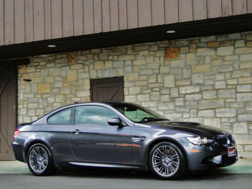 Stunning m3 w/ only 15k miles! 6-speed, clean carfax, fantastic color combo