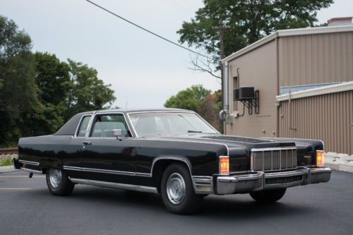 **1975 lincoln continental** town coupe