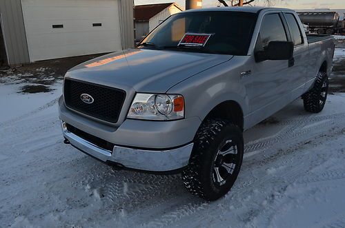 2005 ford f-150 xlt extended cab pickup 4-door 5.4l
