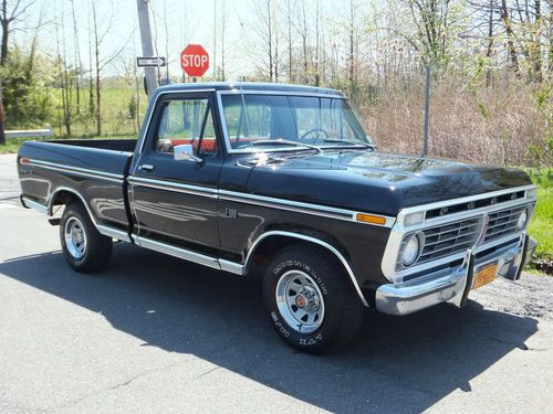 1973 ford f-100 ranger xlt short bed-- low, low miles; outstanding condition