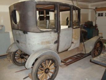 1919 ford model t center door sedan classic collector car project barn find