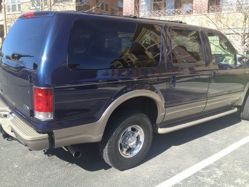 Like new 2005 ford excursion diesel