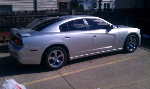 2012 dodge charger rt 7300miles