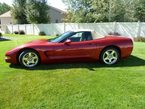 1999 corvette convertible, very low miles, exceptional condition